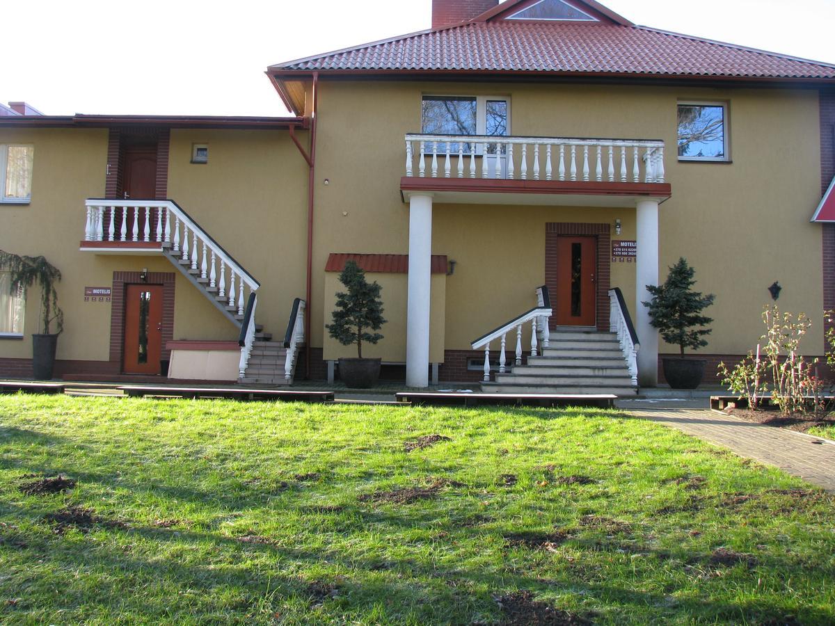 Piligrimo Uzeiga Motel Kadary Exterior foto